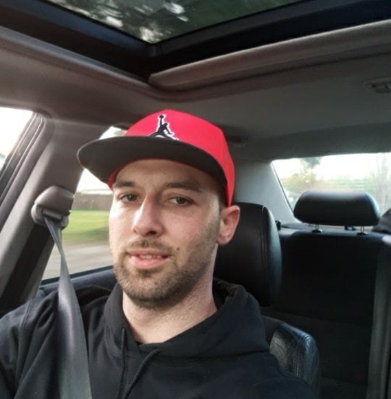 Meet your Posher, Travis - Picture 1 of 1